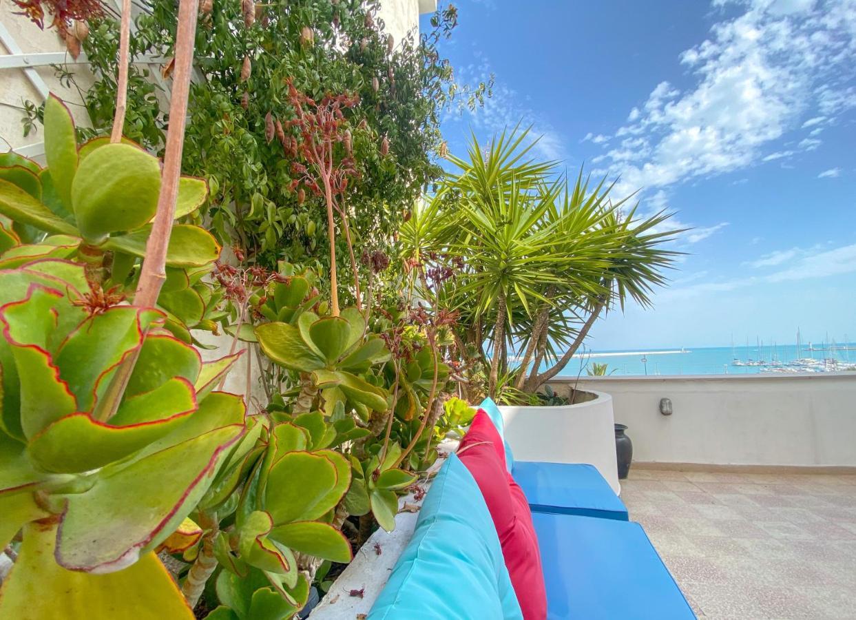 Terrazza Diomede- Manfredi Homes & Villas Manfredonia Exteriör bild