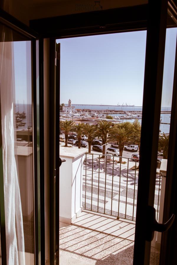 Terrazza Diomede- Manfredi Homes & Villas Manfredonia Exteriör bild